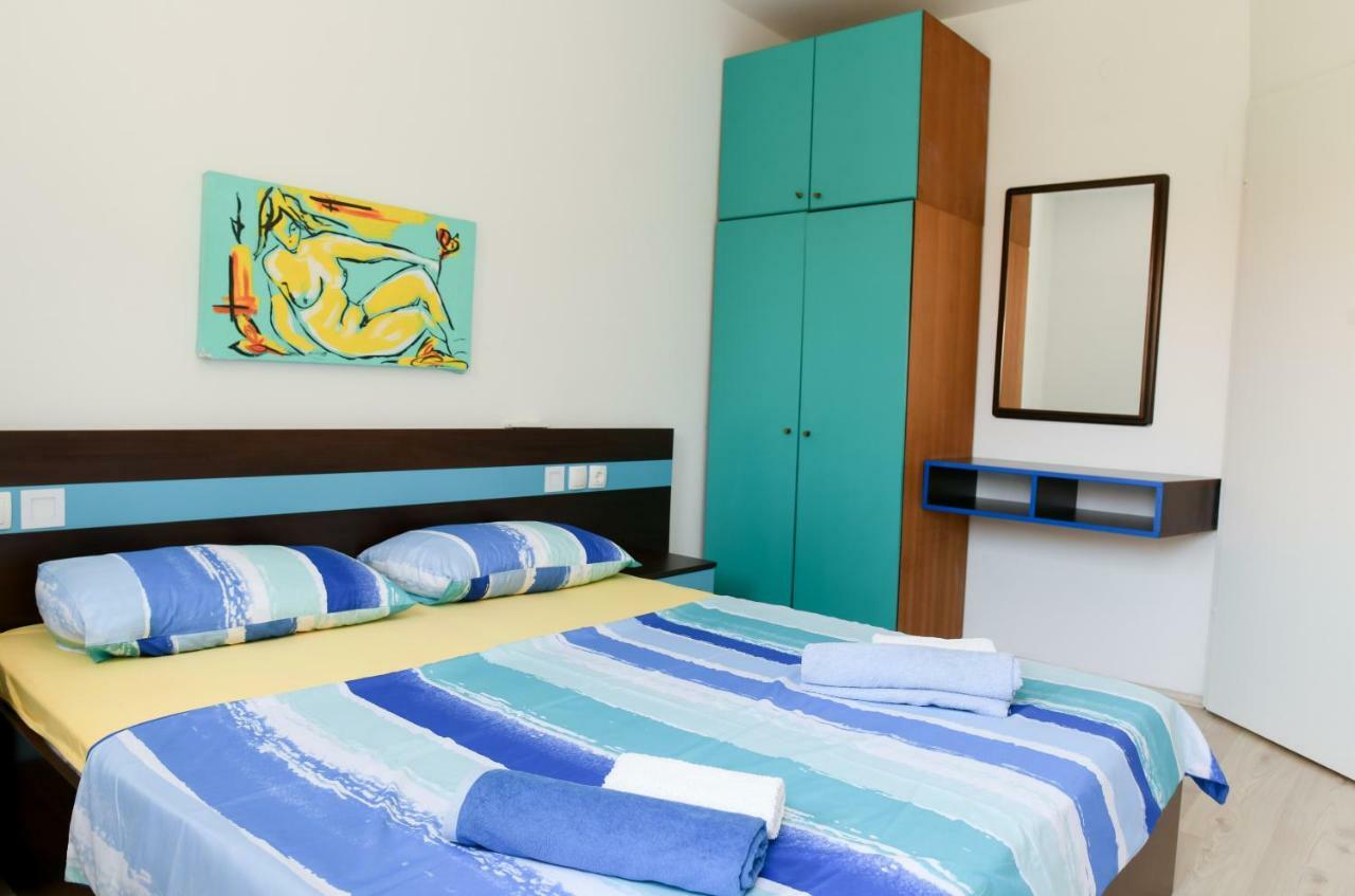 Apartments Dvori ノヴァリャ 部屋 写真